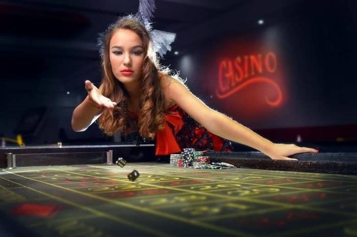Live casino dengan dealer profesional untuk pengalaman mendalam di kdslots777